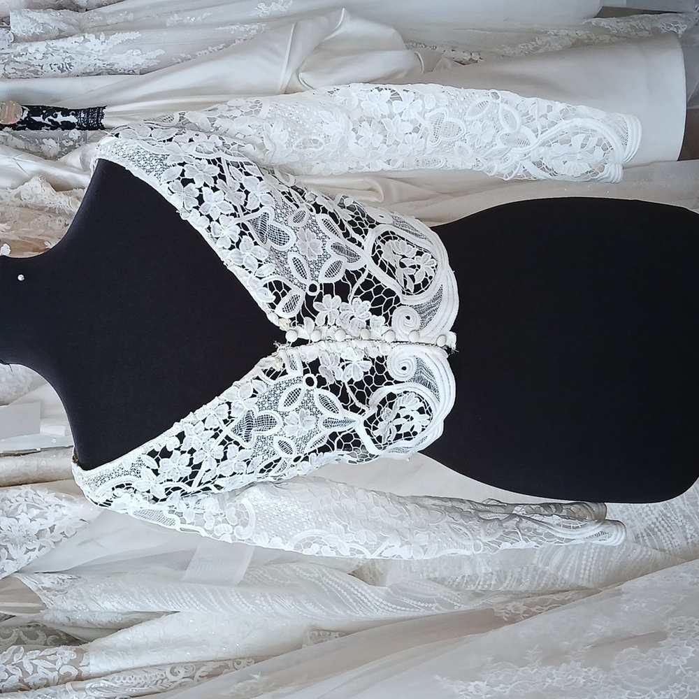 Applique long sleeve jacket - Picture 4 of 4